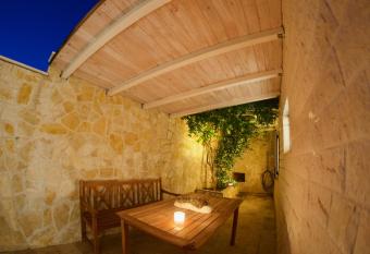 Bed and Breakfast BLUE in BLUE has Balcony rooms