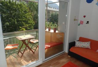 Cozy little nest, Bled region allows 18 year olds to book a room