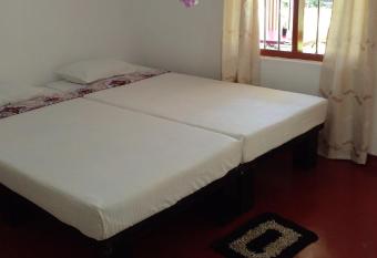 Green Villa has Balcony rooms