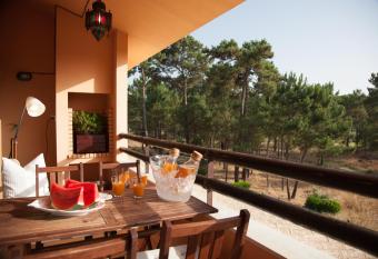 bwelcome aroeira beach & golf allows 18 year olds to book a room