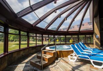 Springfield Country Hotel, Leisure Club & Spa has Balcony rooms