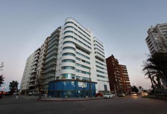 Palladium Business Hotel allows 18 year olds to book a room