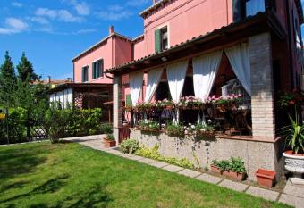 B&B 500 has Balcony rooms