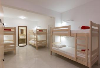 Hostel Free Bird allows 18 year olds to book a room