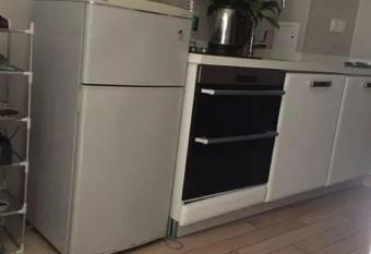 He&Her Youth Hostel allows 18 year olds to book a room