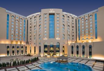 Tolip Golden Plaza allows 18 year olds to book a room