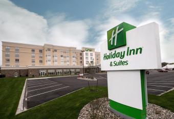 Holiday Inn & Suites Mount Pleasant allows 18 year olds to book a room