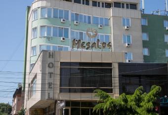 Hotel Megalos has Balcony rooms