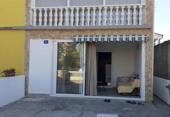 Apartman Vir-Miljkovica has Smoking/Balcony rooms