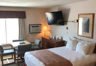 Super 8 by Wyndham Rapid City has Smoking rooms