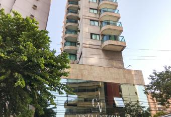 Hotel Costa Vict  ria allows 18 year olds to book a room