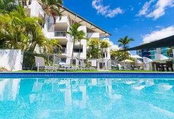 Beach Club Resort Mooloolaba has Balcony rooms