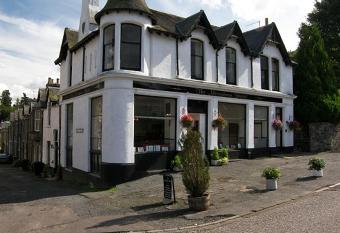 The Merryburn - Rooms and Courtyard Studios allows 18 year olds to book a room