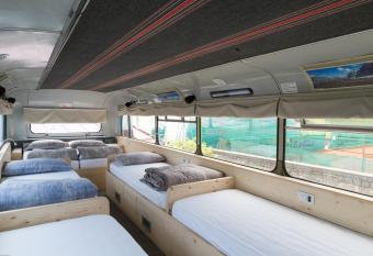Bed In Bus has rooms with a private hot tub