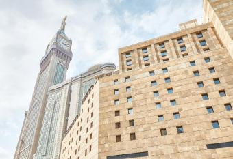 Makarem Ajyad Makkah Hotel allows 18 year olds to book a room