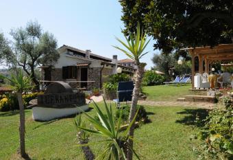 Relais Il Frantoio has Balcony rooms