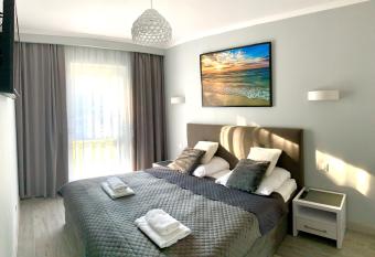 Apartament RELAX has Balcony rooms