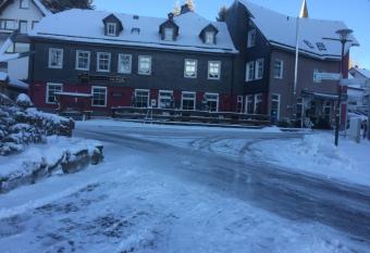 Pension & Gasthof  allows 18 year olds to book a room