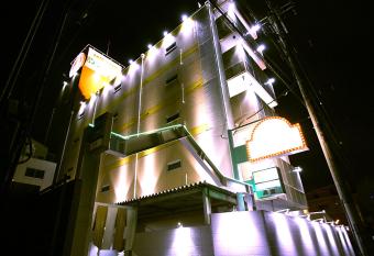 Hotel Ohirune Racco Higashiosaka ( Adult Only) allows 18 year olds to book a room