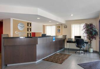 Comfort Inn allows 18 year olds to book a room