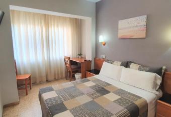 Marinada Cambrils has Balcony rooms