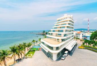 Seashells Phu Quoc Hotel & Spa has Balcony rooms