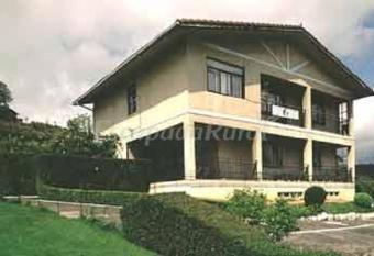 El Txakoli has Balcony rooms