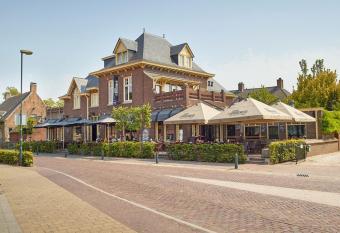 Herberg d n brouwer has Balcony rooms