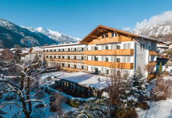 Hotel Moarhof has Balcony rooms