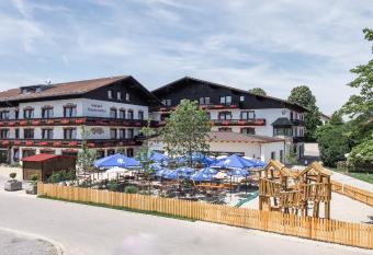 Hotel R  ucherhansl has Balcony rooms