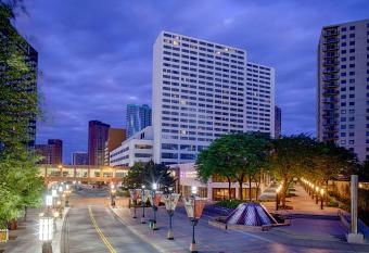 Hyatt Regency Minneapolis allows 18 year olds to book a room