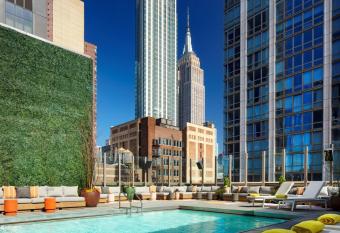 Royalton Park Avenue has Balcony rooms