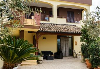 Olimpo B&B has Balcony rooms