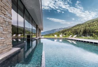 Gaia Residence Hotel has Balcony rooms