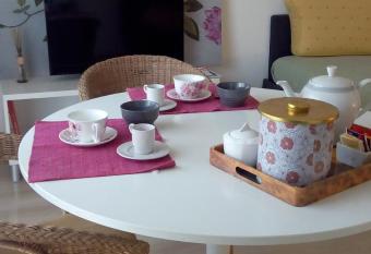 Vittadinisette allows 18 year olds to book a room