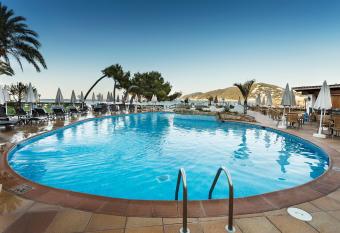 Catalonia Ses Estaques - Adults Only has Balcony rooms