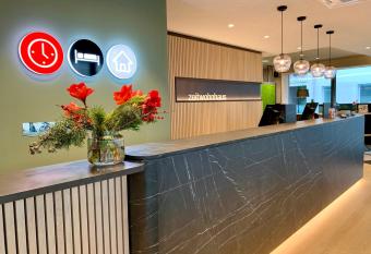 zeitwohnhaus SUITE-HOTEL & SERVICED APARTMENTS allows 18 year olds to book a room