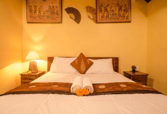 Kamar Suci House allows 18 year olds to book a room