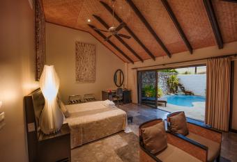 Crown Beach Resort & Spa allows 18 year olds to book a room