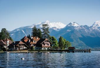 Auberge Du P  re Bise - Jean Sulpice has Balcony rooms