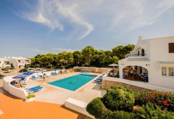 Apartamentos Sa Cala has Balcony rooms