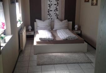 Ferienwohnung Ulmbach -Sterntaler- has Balcony rooms