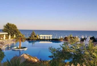 Sineva Beach Hotel - All Inclusive has Balcony rooms