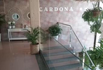 Hostal Residencia Cardona has Balcony rooms