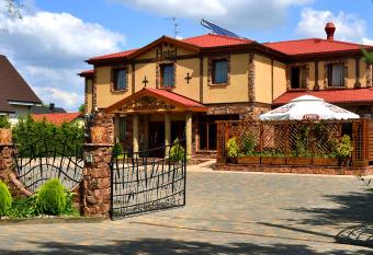 Hotel Ksi  cia J  zefa has Balcony rooms