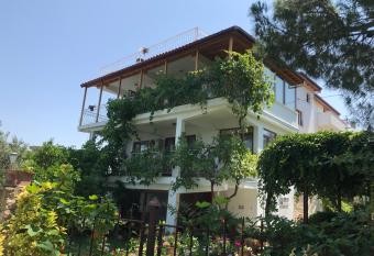 Gunebakan Taliani Hotel has Balcony rooms