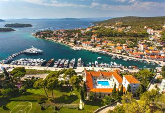 Heritage Hotel Martinis Marchi has Balcony rooms