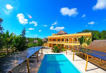 Hotel Scarlette has Balcony rooms