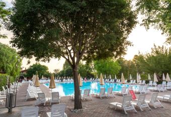 hu Roma Camping In Town allows 18 year olds to book a room