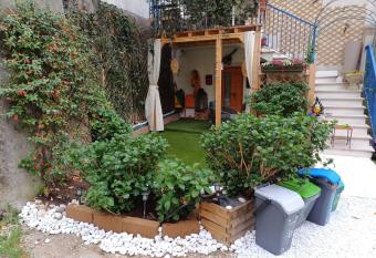 Maison Olene has Balcony rooms